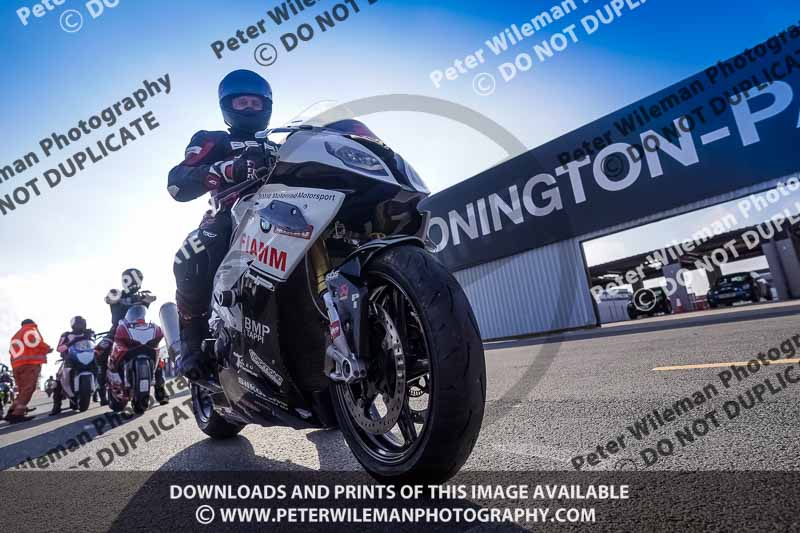 donington no limits trackday;donington park photographs;donington trackday photographs;no limits trackdays;peter wileman photography;trackday digital images;trackday photos